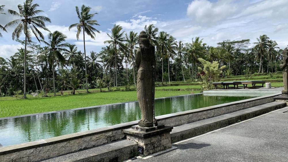 Pajar House Ubud Suite & Villas Екстериор снимка